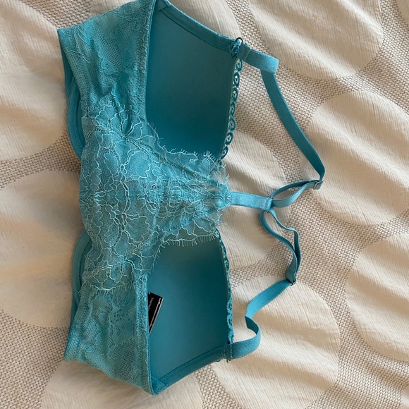 Bra - Picture 2 of 3